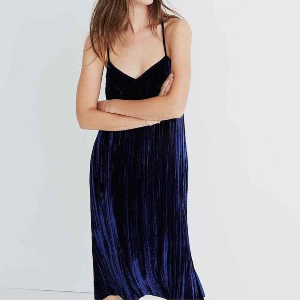 Women's Navy Velvet Slip Dress